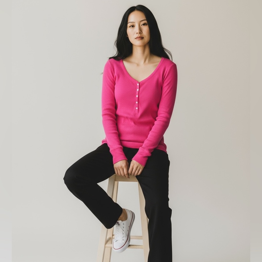 Victoria's Secret Size M Pink Henley Ribbed Long Sleeve V-Neck Pullover